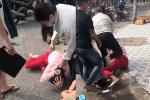 Đánh ghen kinh hoàng ở Kiên Giang: 'Tiểu tam' bị túm tóc, đánh liên tiếp vào đầu
