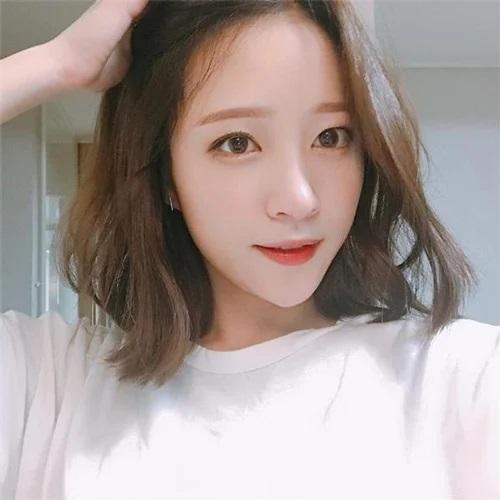 Nhân tướng học tiết lộ: Phụ nữ trên mặt có 4 nét này thông minh, tài năng hơn người-1