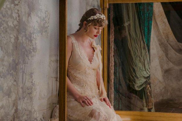 Taylor Swift tình tứ trai đẹp trong MV mới, đánh úp nhưng chất lượng thì đỉnh chóp-10