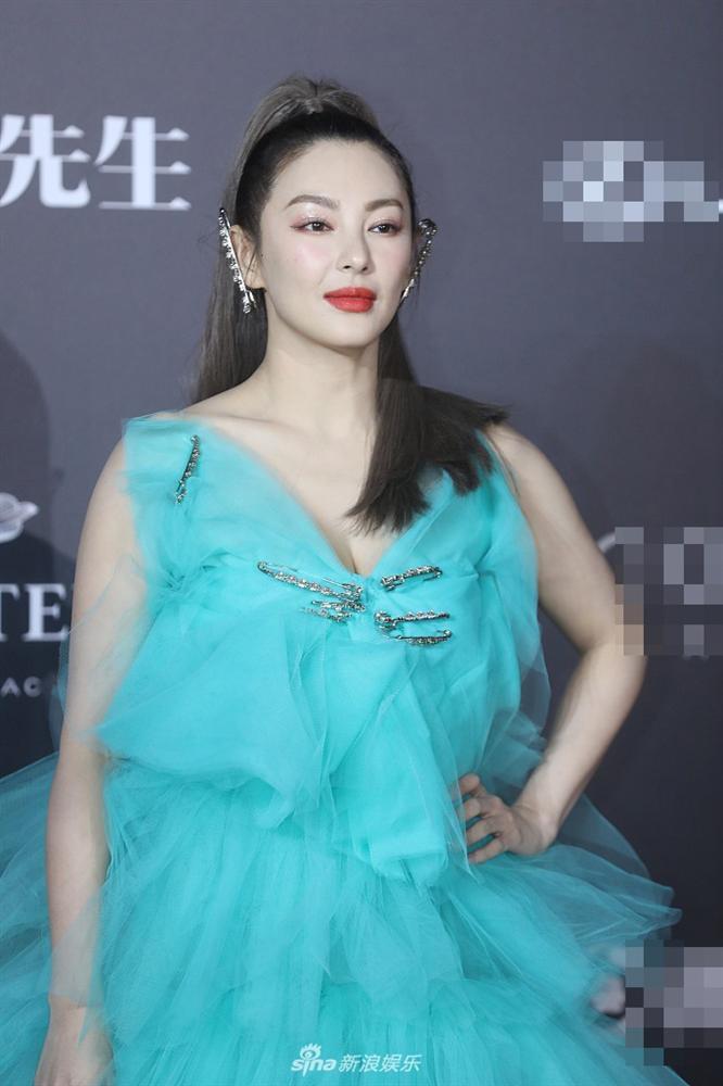 Dương Mịch lộ dấu hiệu tuổi tác, kém sắc nhiều đàn em-3