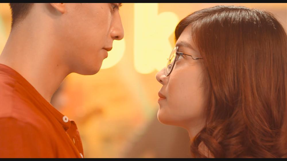 Hoàng Yến Chibi đánh hôn mê giang hồ tới đòi lấy số mình-6