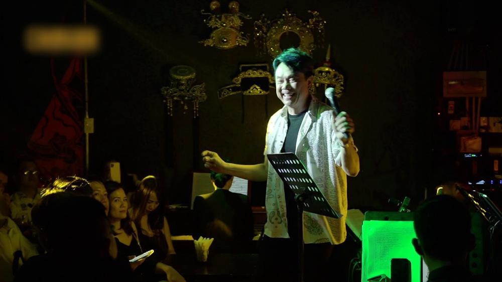Chí Tài hát 10 bài liên tục trong liveshow phòng trà trước khi qua đời-1