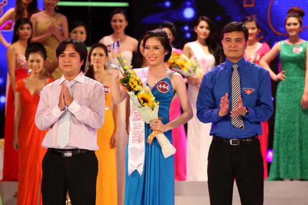 Profile nữ giảng viên ĐH Công Nghiệp, đi dạy 4 tháng không mặc trùng quần áo-4