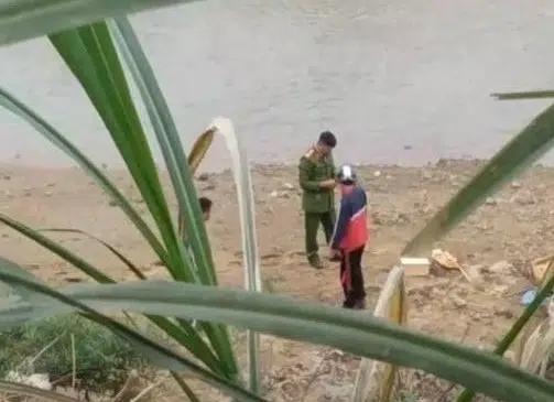 Công an Yên Bái thông tin chính thức vụ phát hiện chiếc hộp gỗ nghi chứa thi thể trẻ sơ sinh trôi dạt trên sông Hồng-1
