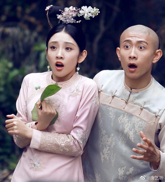 "Lộc Đỉnh Ký 2020" do Trương Nhất Sơn diễn chính sau khi lên sóng đã bị chấm mức điểm Douban thấp kỷ lục, chỉ 2.5 điểm.  Nguyên nhân đầu tiên khiến phiên bản lần này không được lòng người xem là do nam chính bị chê phá nát nguyên tác, không biết đang diễn Vi Tiểu Bảo hay ...Tôn Ngộ Không. Kịch bản của "Lộc Đỉnh Ký 2020" cũng bị chê diễn ra quá nhanh, nhiều tình tiết không được làm rõ, cải biên quá lố. Tính cách của mỗi nhân vật hay mối quan hệ trong phim không được mô tả kỹ lưỡng.