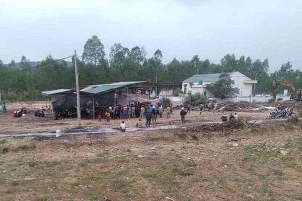 Bàng hoàng phát hiện thi thể cán bộ xã cháy sém trong chòi-1