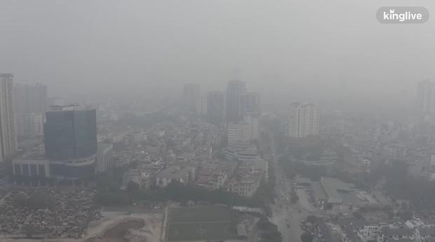 Clip: Hà Nội ô nhiễm không khí nghiêm trọng, bầu trời mờ đục vì khói bụi-1