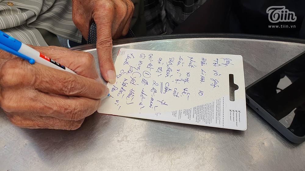 Xúc động cụ ông dùng máy trợ thở, viết thư tay xin vào viếng cố nghệ sĩ Chí Tài-4