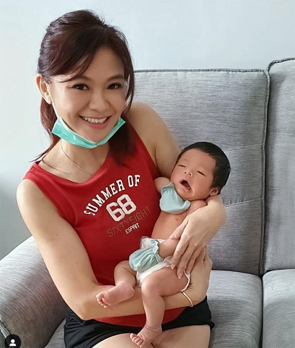 Bà nội 53 tuổi trông như cô gái hơn 20 tuổi-2