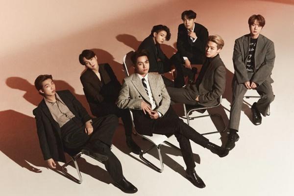 BTS live đỉnh cao tại The Fact Music 2020 nhưng đang hát bất ngờ bị đuổi về-5