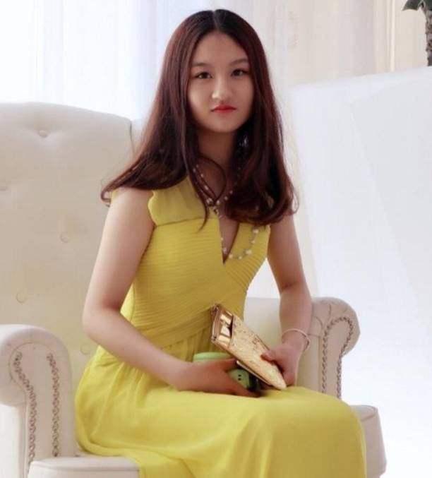 Sao nhí Hoa Thiên Cốt từng bị chê xấu xí giờ ra sao?-11