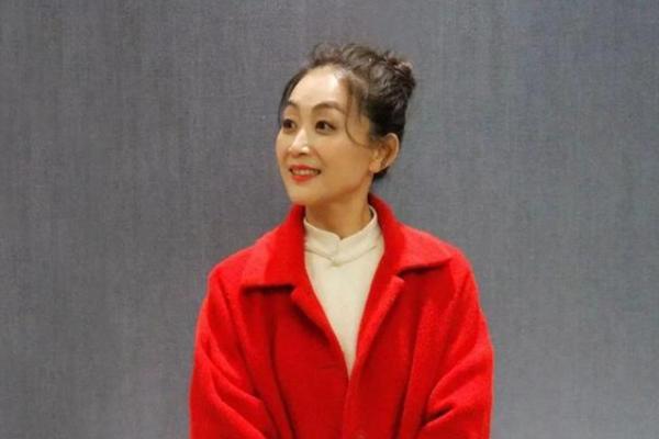 Ảnh hậu mang danh giật chồng sống cô độc ở tuổi ngũ tuần-15