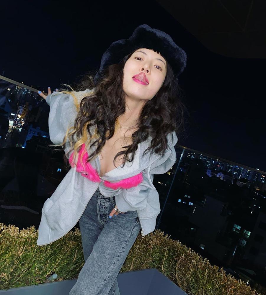 Style sao Hàn tuần qua: HyunA khoe thân phản cảm, nàng Dae Jang Geum đầy khí chất dù U50-6