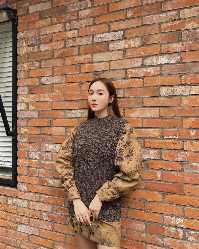 Style sao Hàn tuần qua: HyunA khoe thân phản cảm, nàng Dae Jang Geum đầy khí chất dù U50-9