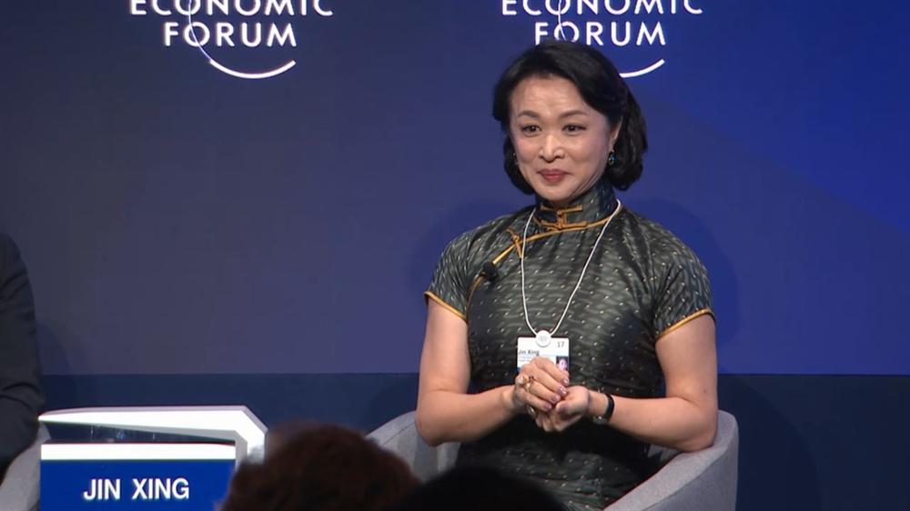 Người chuyển giới ở showbiz Trung Quốc: Họ gọi tôi là đồ biến thái-1