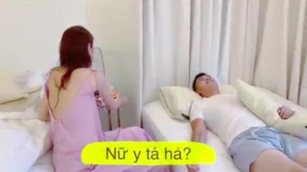 Gây tranh cãi vì tự truyền nước cho Công Vinh, Thủy Tiên lên tiếng nhưng vẫn bị phản đối-1