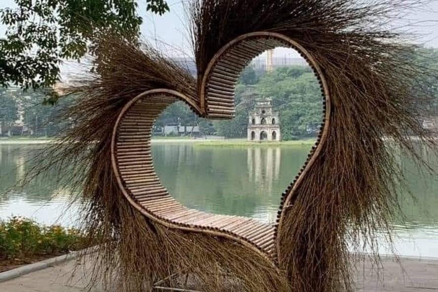 Đừng bỡn cợt với không gian Hồ Gươm-1