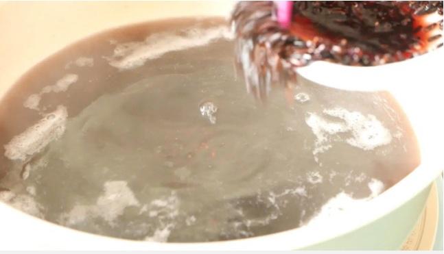 Hễ mùa đông tới là mẹ tôi nấu món chè này cho cả nhà, ăn vừa ấm nóng ngon lành lại tốt cho da dẻ-3