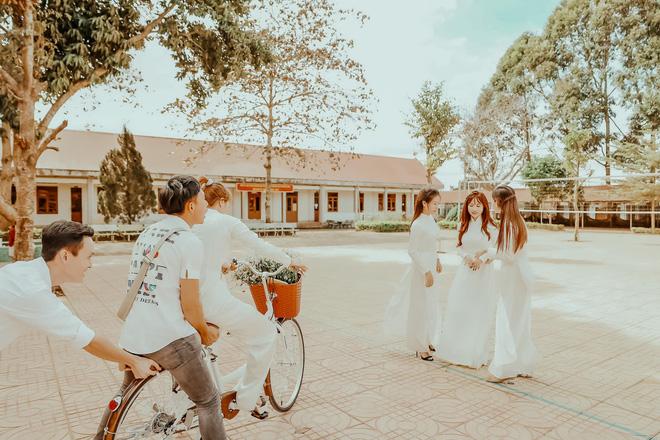 Vợ 2 Minh Nhựa khoe ảnh cưa sừng làm nghé, tiết lộ về quá khứ ít người biết-4