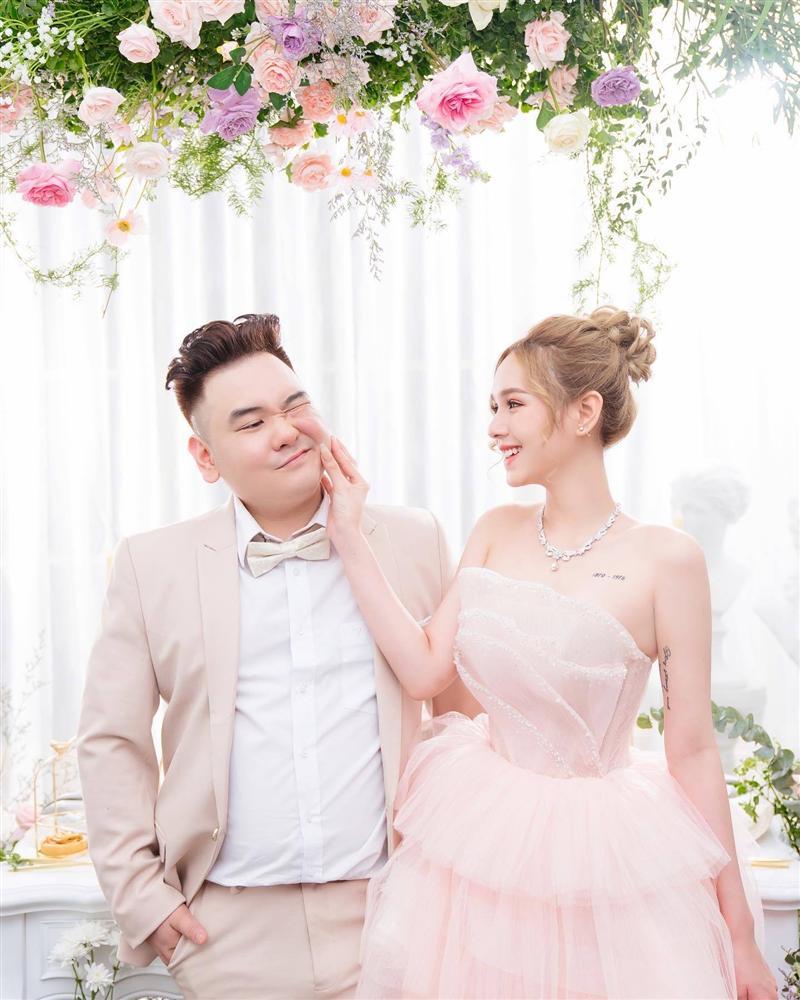 Bị nói lấy chồng vì tiền, vợ streamer giàu nhất Việt Nam xắt xéo: Lắp não vào-5