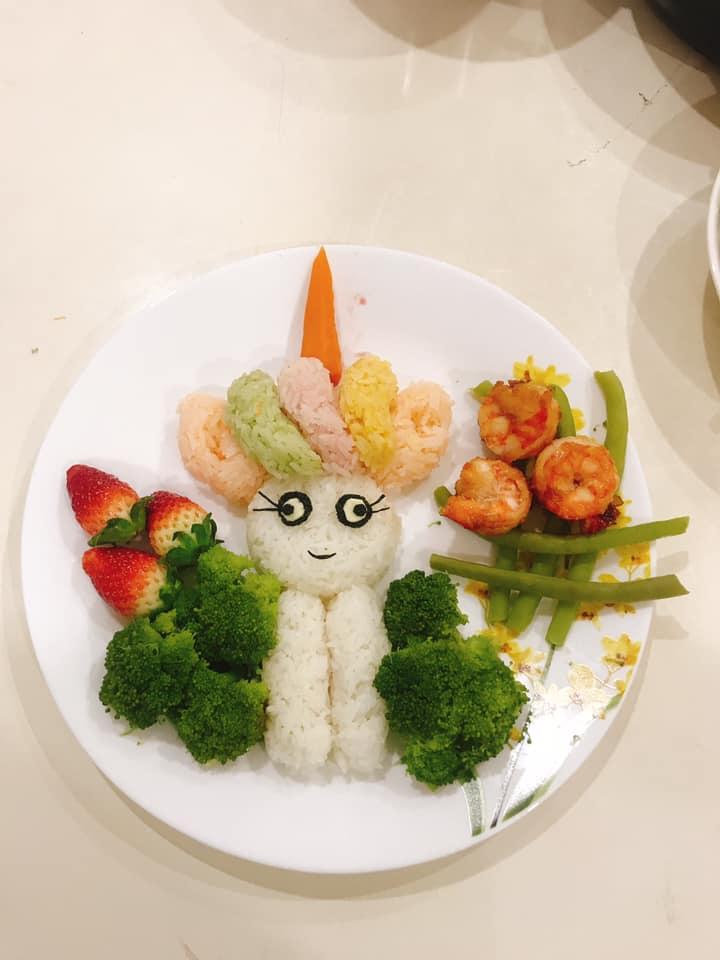 Mẹ 8x với những đĩa cơm bento đẹp mắt để giúp con gái bớt lười ăn-9