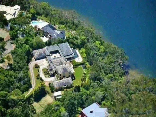 Choáng ngợp biệt thư hơn 250 tỷ của Trần Tư Thành - Đồng Lệ Á-1