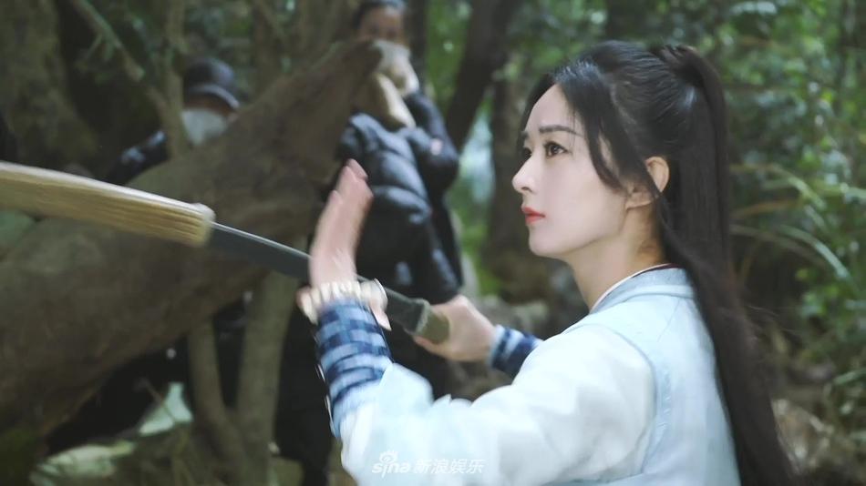 Hữu Phỉ tung ảnh Triệu Lệ Dĩnh khí chất ngời ngời, đánh đấm điệu nghệ-5