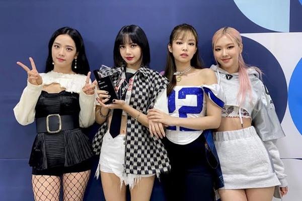 Ca khúc kết hợp giữa BlackPink và Lady Gaga sắp xuất xưởng MV?-6