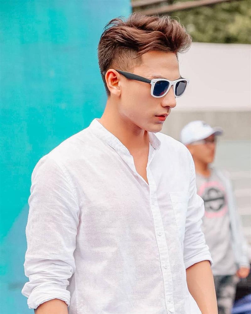 Isacc: Tôi luôn biết mình mặc gì đẹp nhất-1