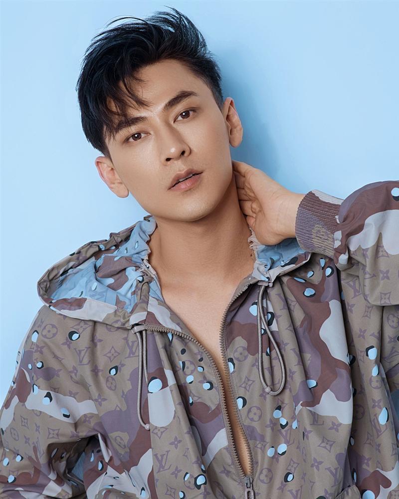 Isacc: Tôi luôn biết mình mặc gì đẹp nhất-2