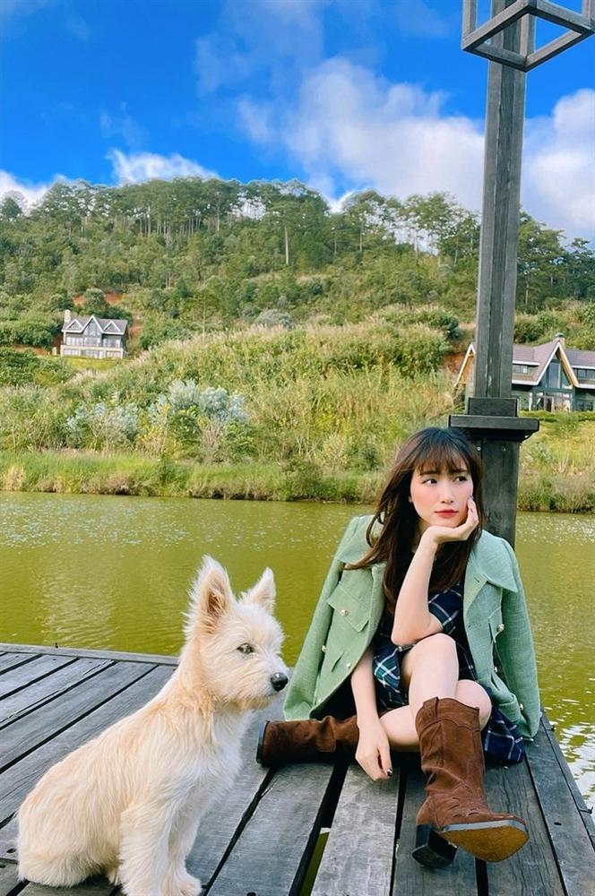 Loạt ảnh toàn thân để lộ rõ chiều cao 1m55 của Hòa Minzy-7