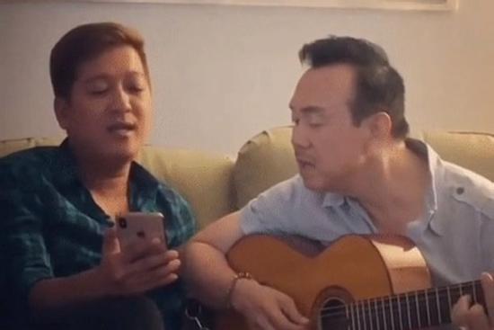 Fan truyền tay clip cố nghệ sĩ Chí Tài song ca cùng Trường Giang, nghẹn ngào với lời chia sẻ: 'Từ nay không còn ai đánh đàn cho em hát nữa'