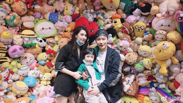 Động thái của Hồng Hân sau tin đồn ly hôn chồng kém 10 tuổi-3