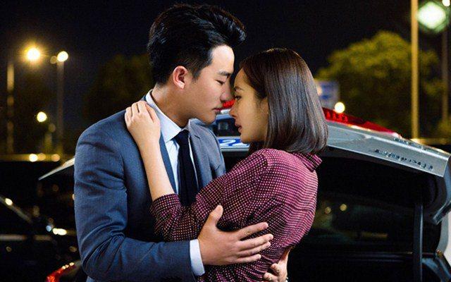 Một tuần vắt kiệt sức bên bồ trở về, chồng hoảng loạn nhìn thứ đặt chình ình giữa nhà-1