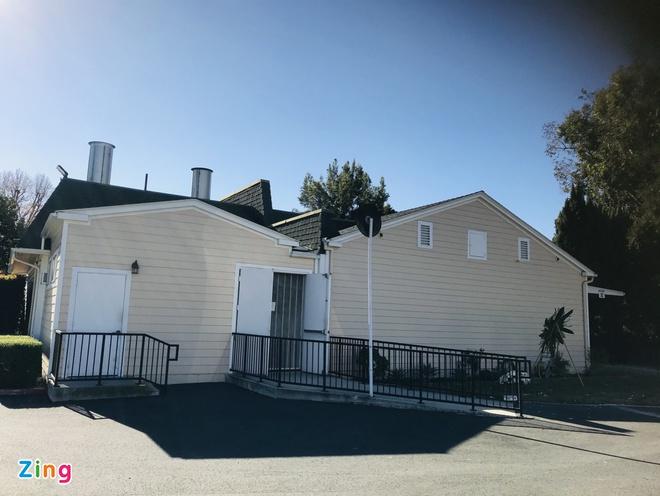 Anh trai Chí Tài: Phương Loan và gia đình đã nhận linh cữu em-4