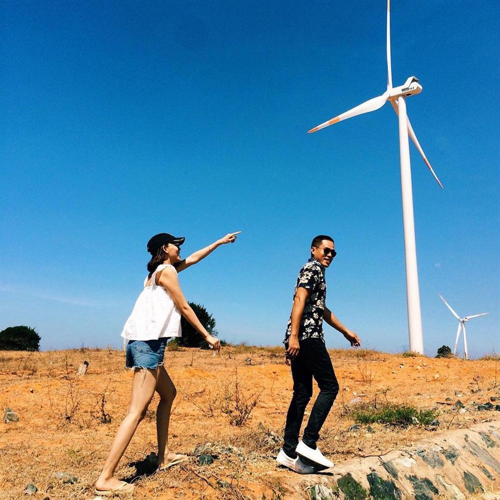 Check-in ngay hai cánh đồng quạt gió đẹp quên lối về ở Bình Thuận-6