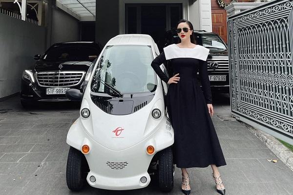 Biệt thự như lâu đài ánh sáng của Bảo Thy và chồng đại gia-10