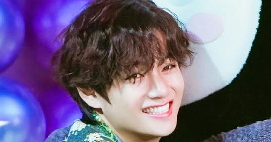 V BTS ngỏ lời hẹn hò với fan vì lý do đặc biệt