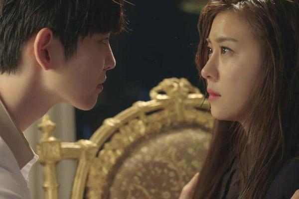 Lấy cô vợ một nách 2 con, tôi choáng váng phát hiện bí mật sốc khi em vừa tuột váy-3