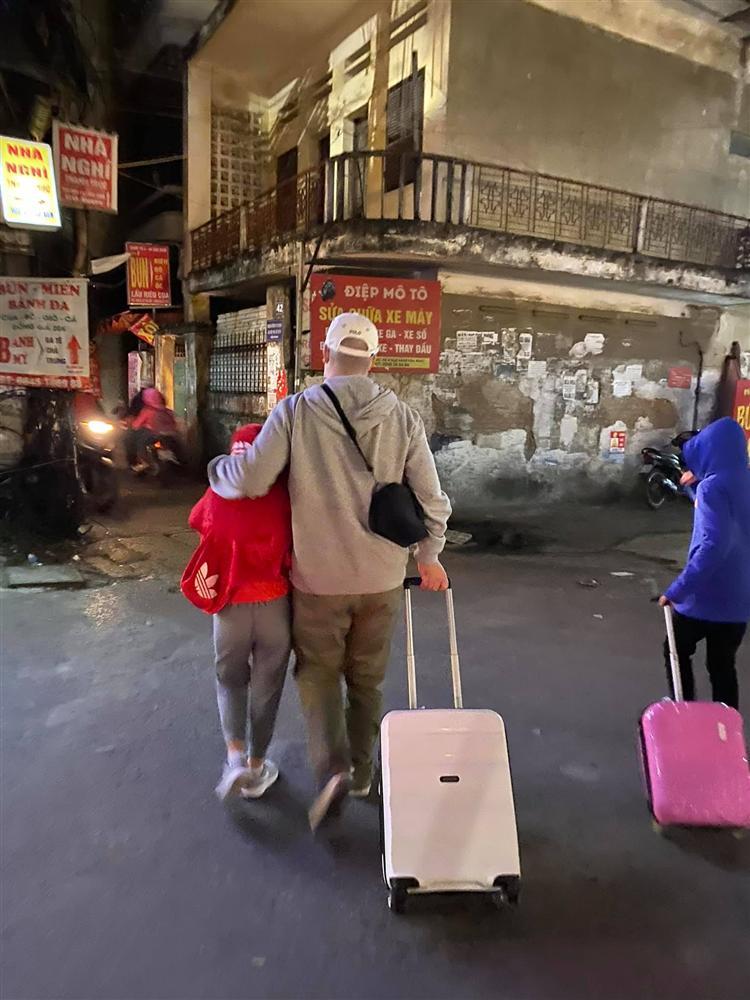 Bạn trai Tây thăm nhà Thu Phượng, đám cưới sắp diễn ra?-4