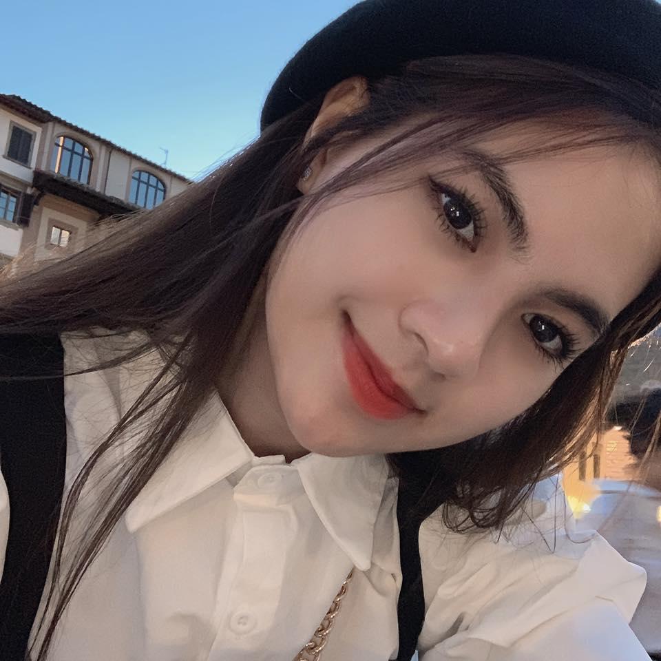 Động thái của Huỳnh Anh khi có người gửi ảnh bồ mới Quang Hải-1