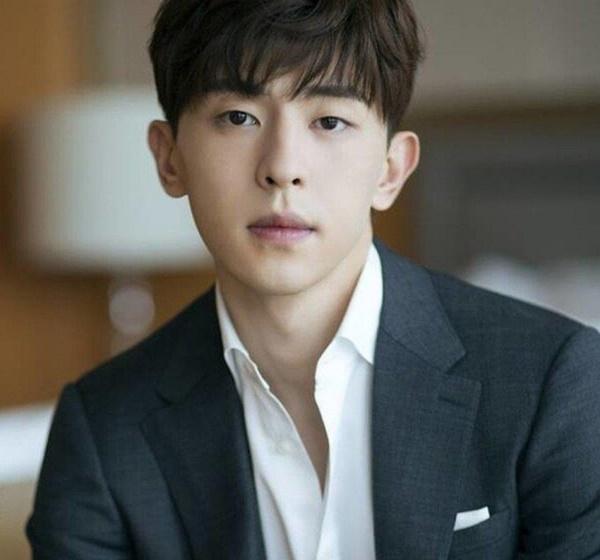 10 sao nam Trung Quốc có chỉ số truyền thông cao nhất 2020-8