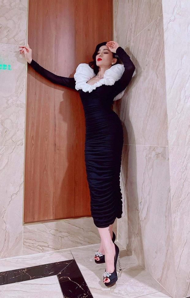 Đụng hàng áo cổ phồng, Lệ Quyên - Tóc Tiên - Chi Pu mỗi người một phong cách-2