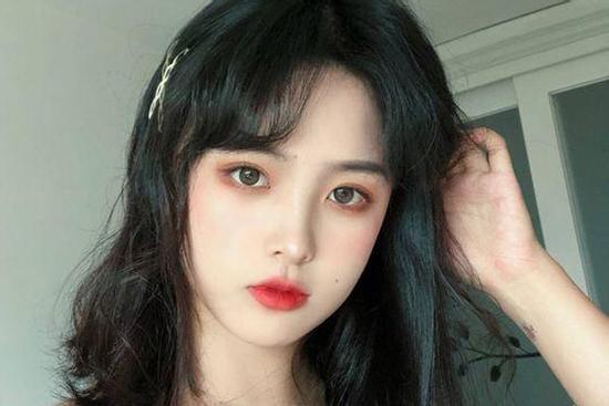 Những cung hoàng đạo nổi tiếng thông minh, xinh đẹp nhưng vô cùng khiêm tốn, thủy chung