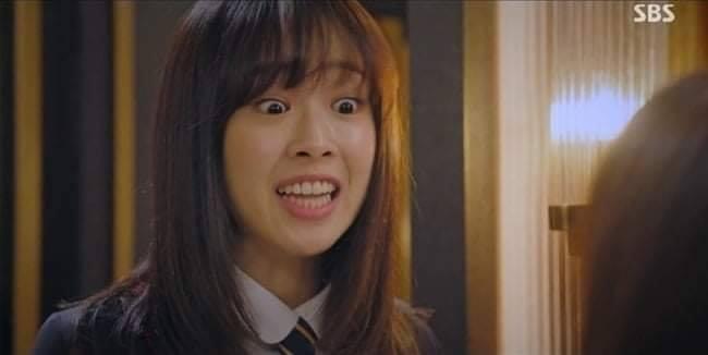 Cặp mẹ con bị ghét nhất Penthouse: người diễn nổi da gà, kẻ chỉ biết trợn mắt-5