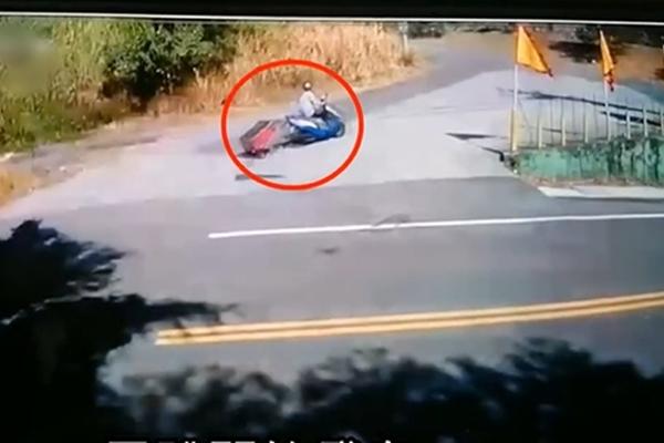 Hà Nội: Ảo giác vợ ngoại tình, chồng cầm dùi đục sát hại vợ rồi tự sát-3