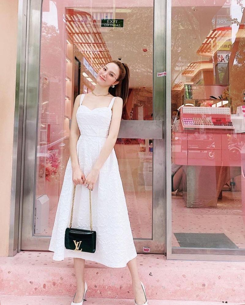 Tâm Tít khoe dáng nuột với cây đen - Minh Hằng lên đồ menswear ngầu đét-7