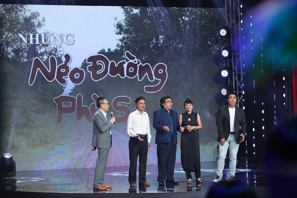 Ký ức vui vẻ: Quyền Linh và ekip Những nẻo đường phù sa xuất hiện, nói 1 câu rồi bật khóc-4