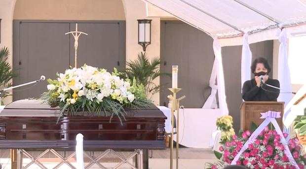 Hé lộ cuộc gọi của Hoài Linh sang Mỹ: Nhắn nhủ để vật quan trọng vào linh cữu Chí Tài-1