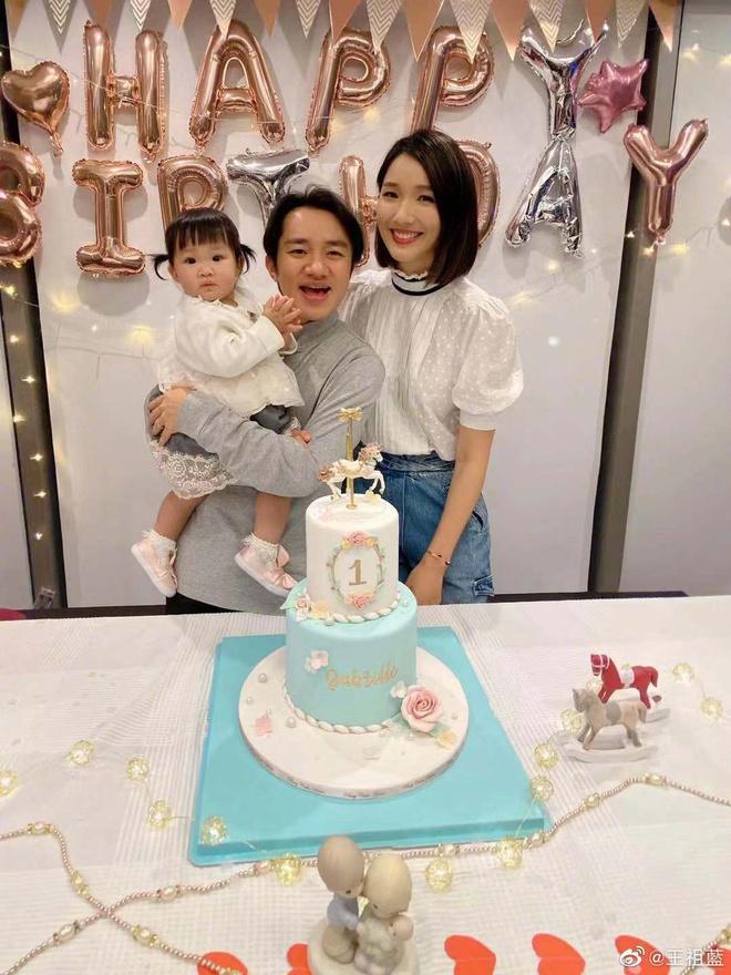 Hôn nhân hạnh phúc của chú lùn TVB và vợ hoa hậu-4